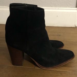 Sam Edelman black booties
